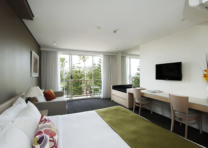 Coogee Sands Hotel & Apartments